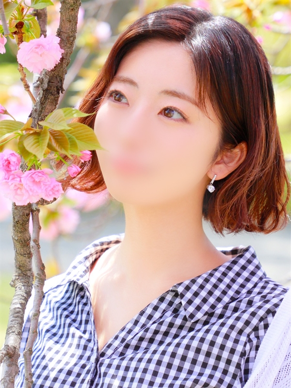 成瀬 美桜のプロフィール写真